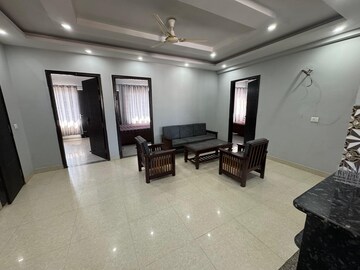 Living Room in 4 BHK Builder Floor at Sector 45 – for Rent