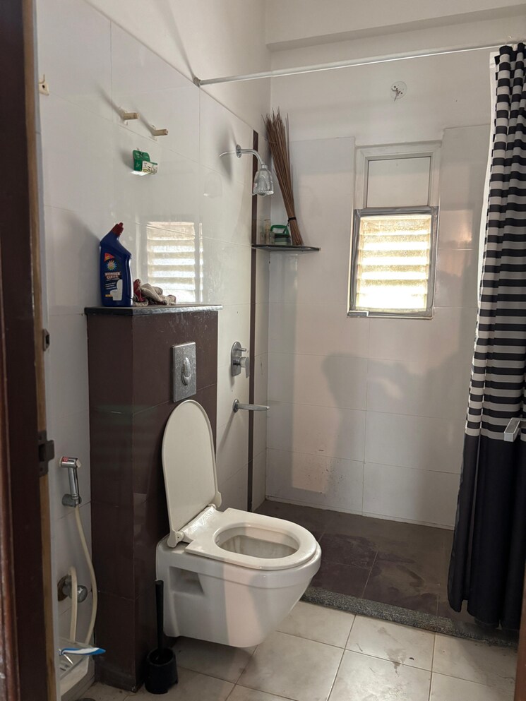 Bathroom, madhapur 2 Bedroom 1250 Sq.Ft. Builder Floor In Madhapur Hyderabad 8783621