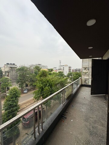 Balcony in 4 BHK Apartment at Sweta Central Park II, Sector 48 – for Sale