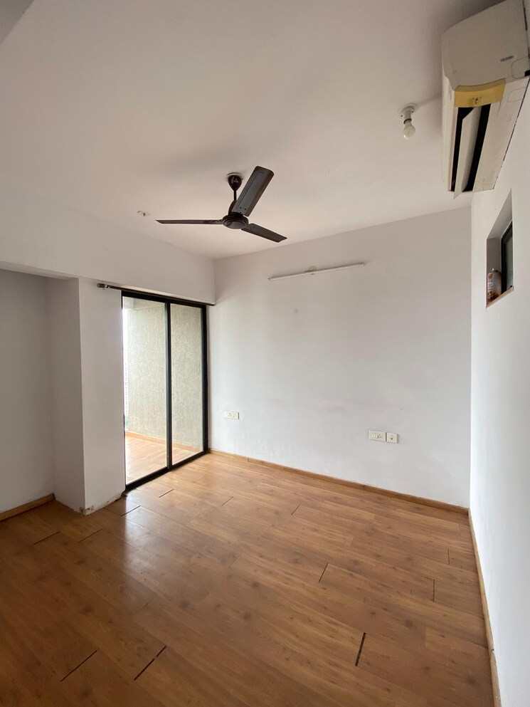 Master Bedroom, lodha-palava-downtown 2.5 Bedroom 1120 Sq.Ft. Apartment In Dombivli East Thane 8783649