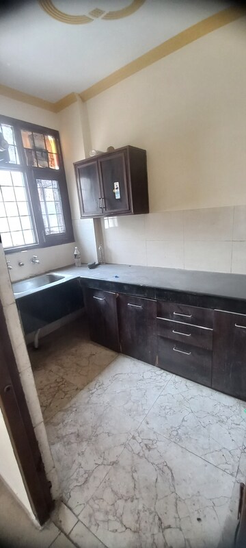 Kitchen in 1 BHK Apartment at Sector 63 – for Rent