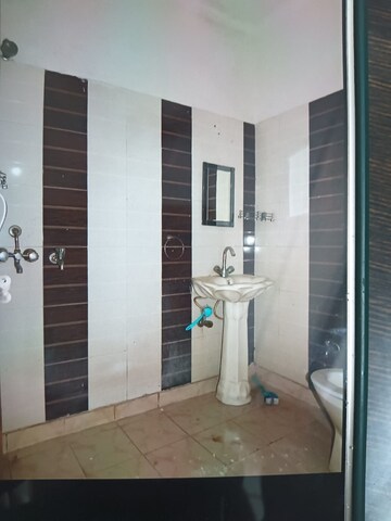 Bathroom in 1 BHK Builder Floor at Vasundhara Sector 3 – for Rent
