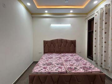 Bedroom in 2 BHK Builder Floor at Saket – for Rent