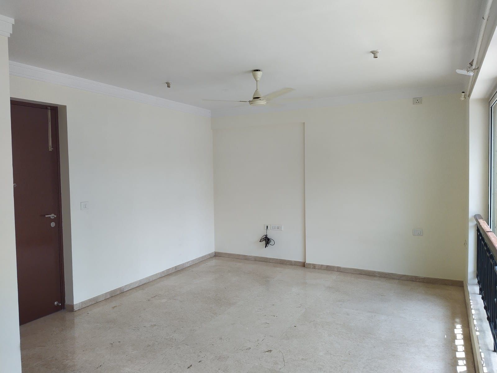 2 BHK + Pooja Room 800 Sq.Ft. Apartment in Casa Marina CHS LTD