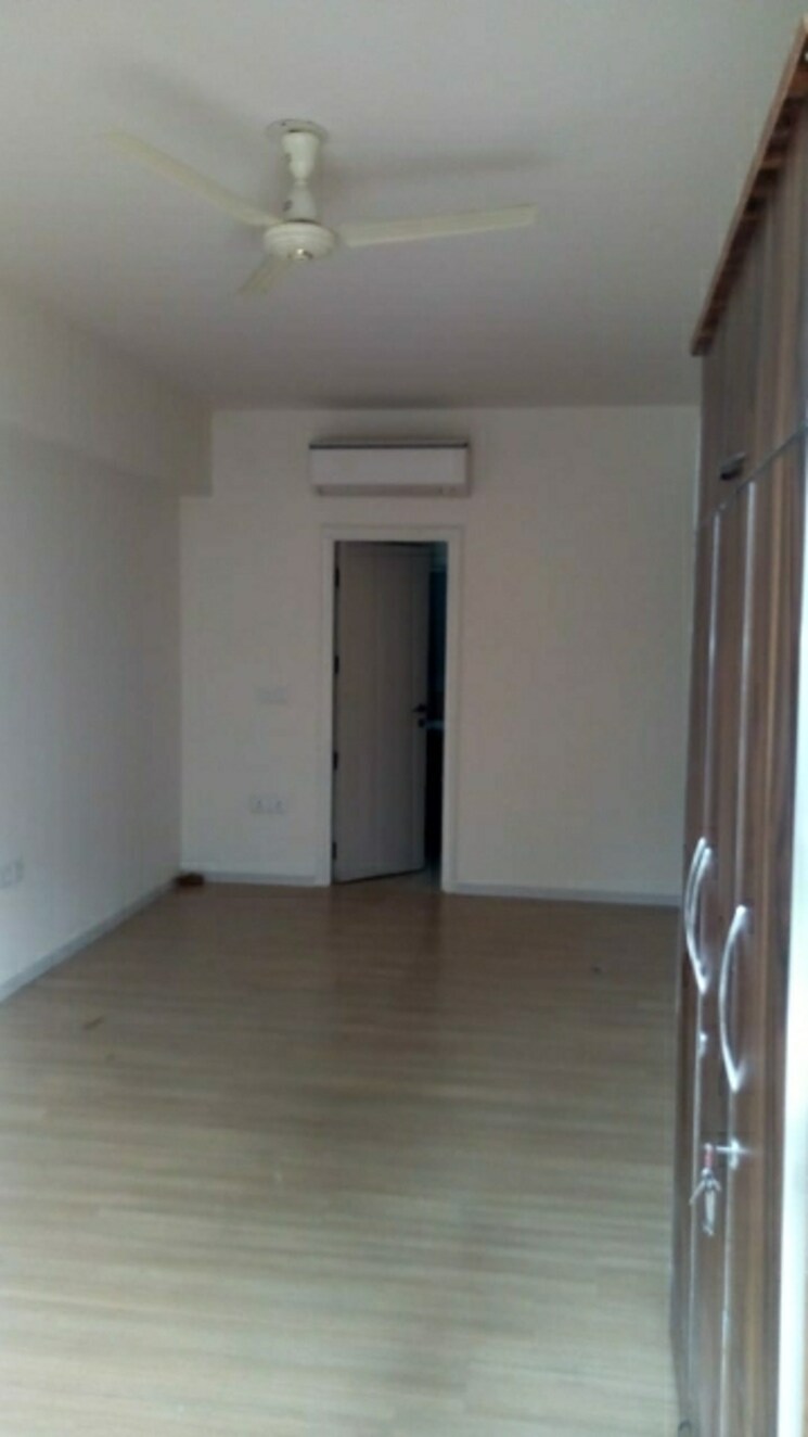 Room, signature-global-orchard-avenue 2 Bedroom 591 Sq.Ft. Apartment In Sector 93 Gurgaon 8783740