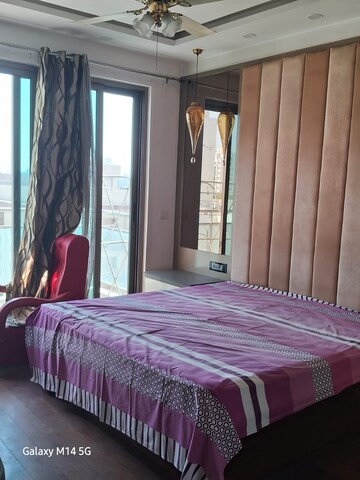 Bedroom in 4 BHK Apartment at Tata Primanti Phase 2, Sector 72 – for Rent