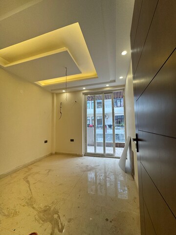 Building Lobby in 3 BHK Builder Floor at Sector 8 – for Sale