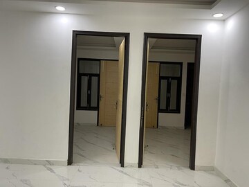 Room in 2 BHK Builder Floor at Palm Residency Chhatarpur, Chattarpur – for Rent