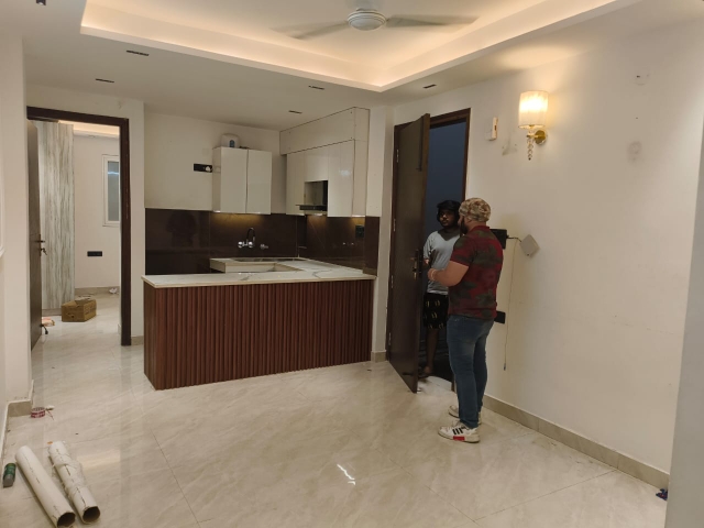 2 BHK Builder Floor For Rent in Saket