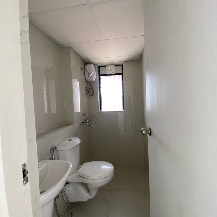 Bathroom, runwal-gardens-phase-i 2 Bedroom 650 Sq.Ft. Apartment In Kalyan Shilphata Road Thane 8783806