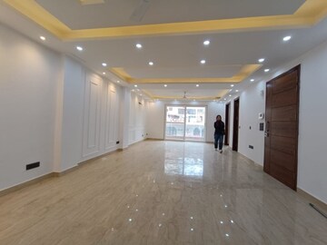 Building Lobby in 3 BHK Builder Floor at Saket – for Rent