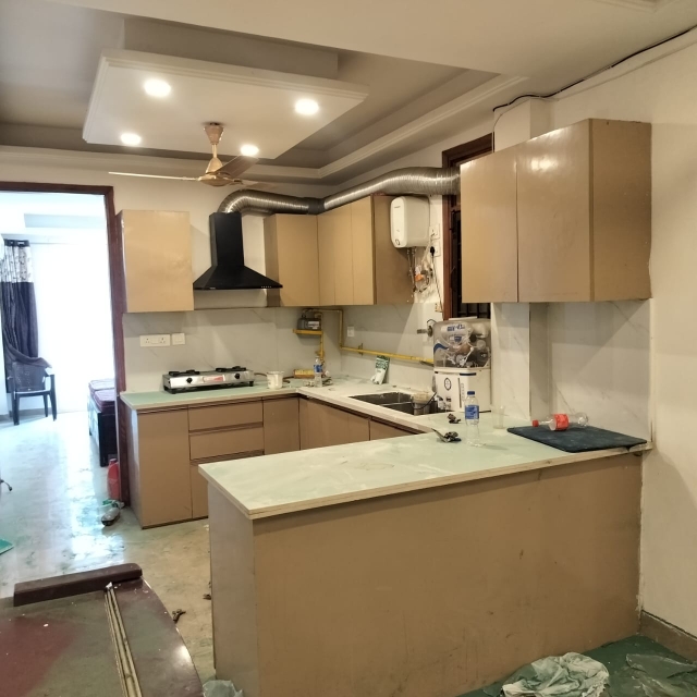 2 BHK Builder Floor For Rent in Saket