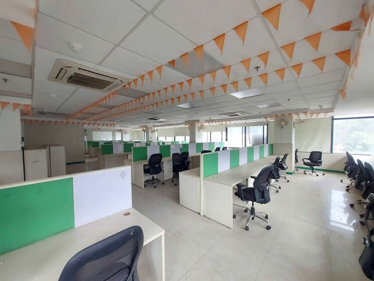 Team Area, new palasia Commercial Office Space 1950 Sq.Ft. In New Palasia Indore 8783804