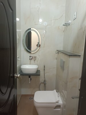 Attached Bathroom in 2 BHK Builder Floor at Janakpuri – for Sale