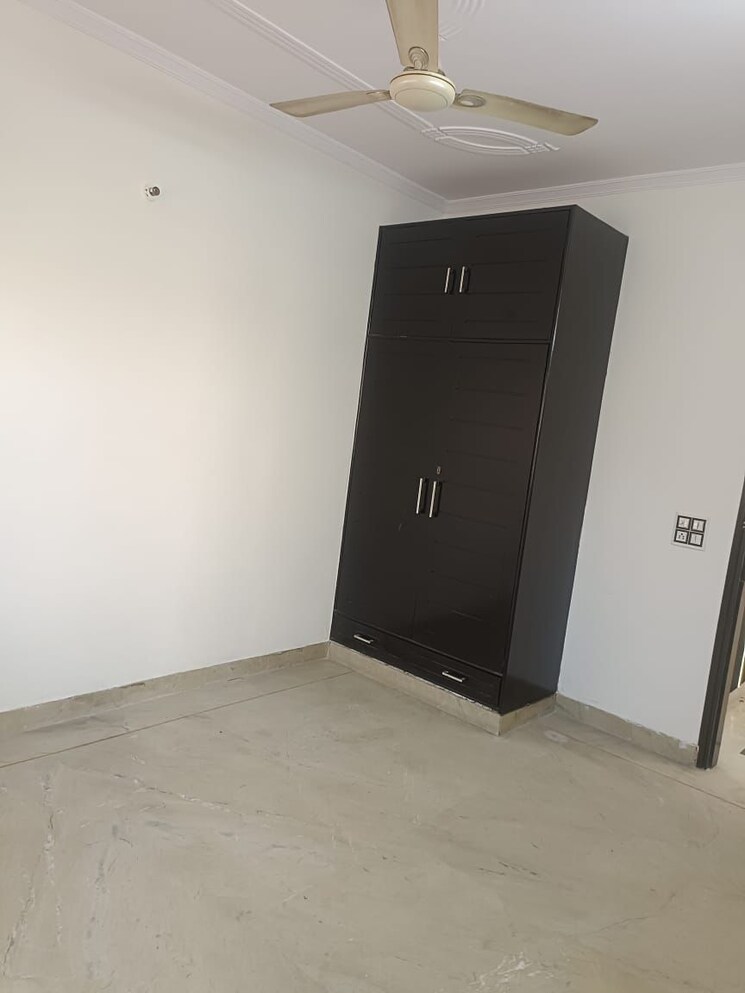 Room, janakpuri 2 Bedroom 800 Sq.Ft. Builder Floor In Janakpuri Delhi 8783825