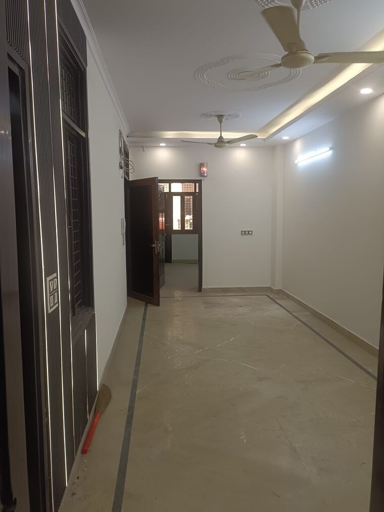 Room, janakpuri 2 Bedroom 800 Sq.Ft. Builder Floor In Janakpuri Delhi 8783825