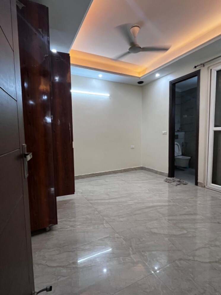 Room, saket 2 Bedroom 1000 Sq.Ft. Builder Floor In Saket Delhi 8783829