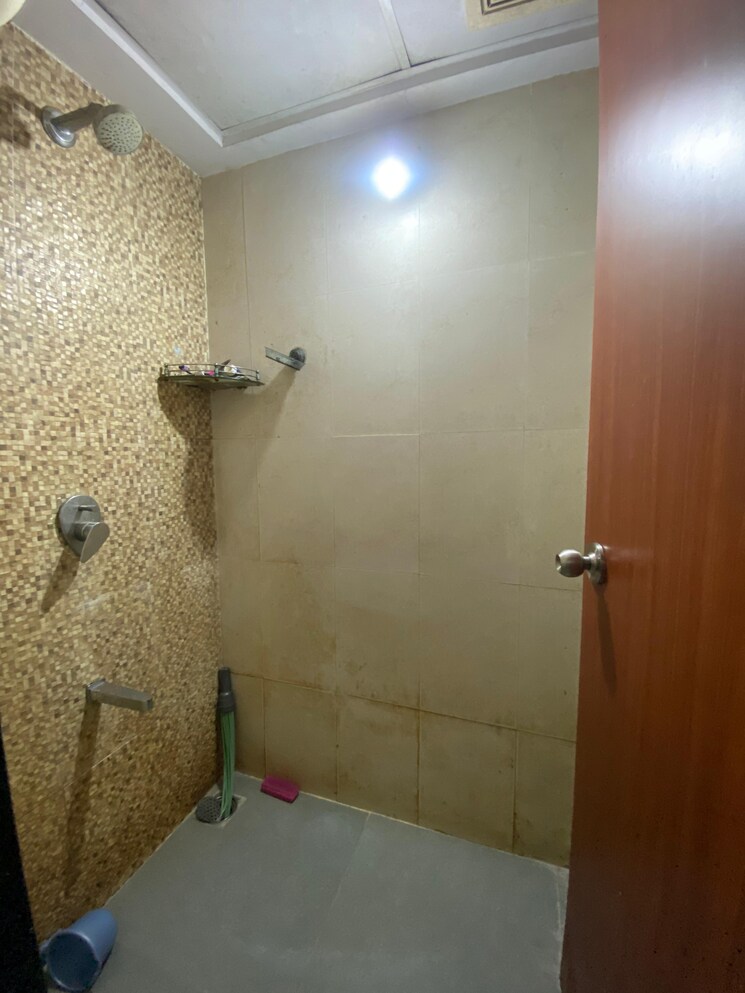 Bathroom, lodha-palava-city-lakeshore-greens 1 Bedroom 720 Sq.Ft. Apartment In Dombivli East Thane 8783818