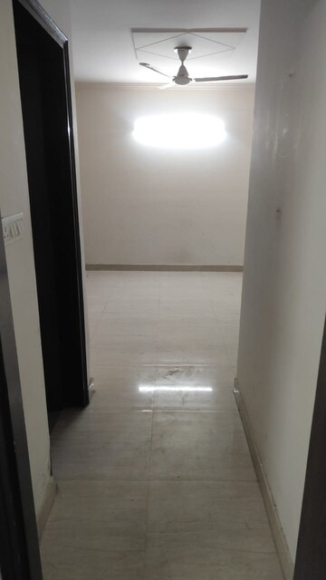 Room in 1 BHK Builder Floor at Saket – for Rent