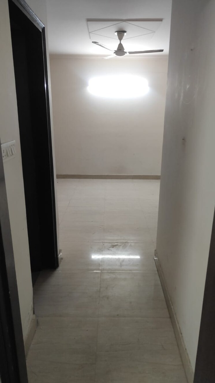 Room, saket 1 Bedroom 450 Sq.Ft. Builder Floor In Saket Delhi 8783848