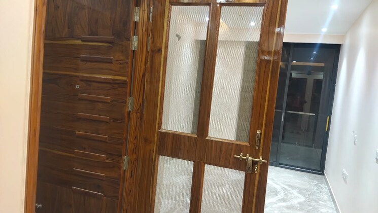 undefined, sector 57 3 Bedroom 186 Sq.Yd. Builder Floor In Sector 57 Gurgaon 8783824