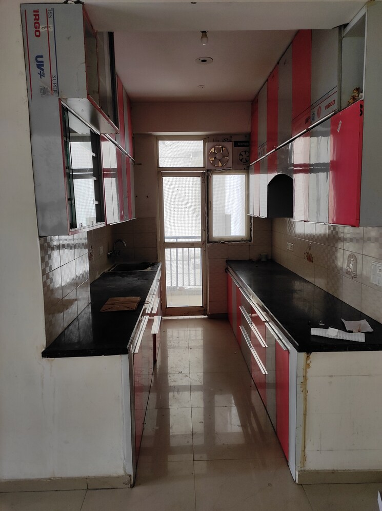 Kitchen, kingswood-court 3.5 Bedroom 1898 Sq.Ft. Apartment In Sain Vihar Ghaziabad 8783894