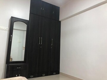 Furnished Amenities in 2 BHK Apartment at Silver Crest Powai, Powai – for Rent