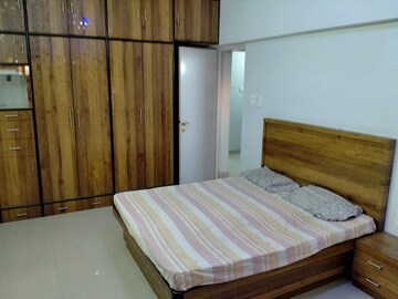 Bedroom in 2 BHK Apartment at Silver Crest Powai, Powai – for Rent