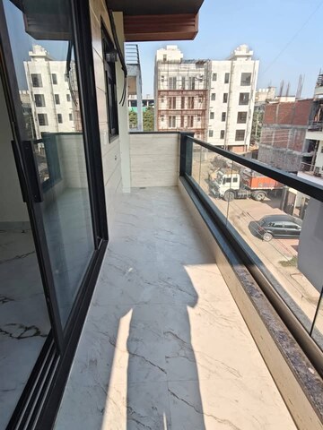 Balcony in 2 BHK Builder Floor at Saket – for Rent