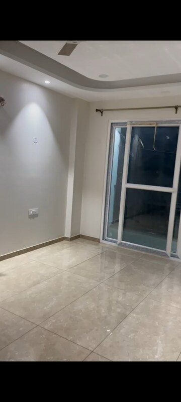 Building Lobby in 3 BHK Builder Floor at Sector 7 – for Sale
