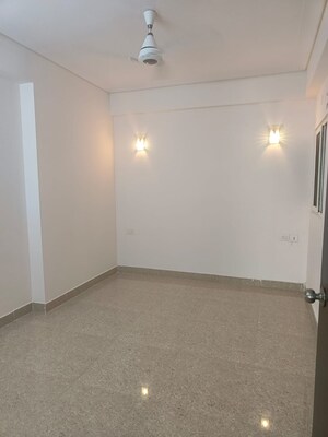 Room in 3 BHK Apartment at Jnc Princess Park, Ahinsa Khand 2 – for Sale