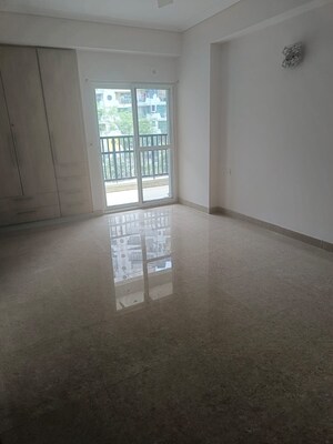 Room in 3 BHK Apartment at Jnc Princess Park, Ahinsa Khand 2 – for Sale