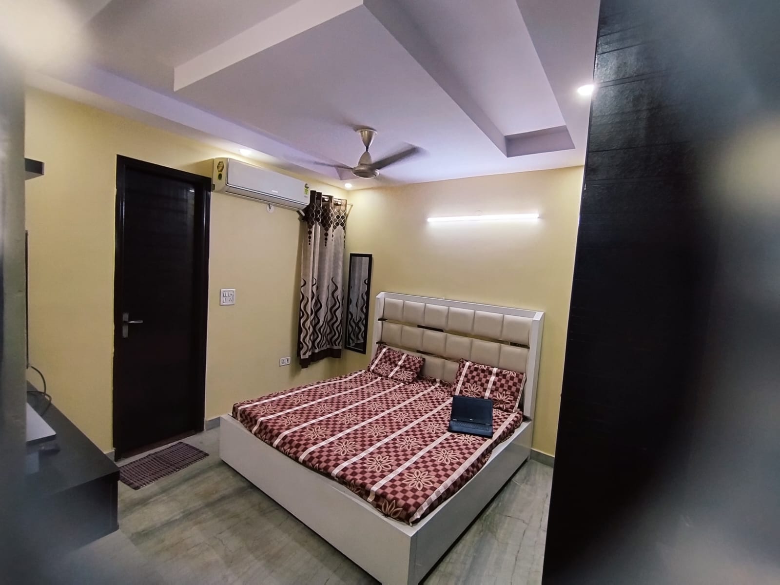 2 BHK + Pooja Room Builder Floor For Rent in Mansarover Garden 