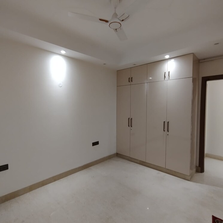 Room, jangpura 3 Bedroom 2000 Sq.Ft. Builder Floor In Jangpura Delhi 8784029