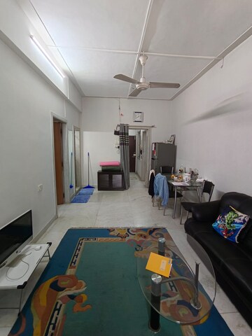 Team Area in 1 BHK Apartment at Daulat Shirin CHS, Colaba – for Rent