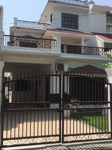 4 BHK Builder Floor – Exterior View View at Sahastradhara Road - for Rent