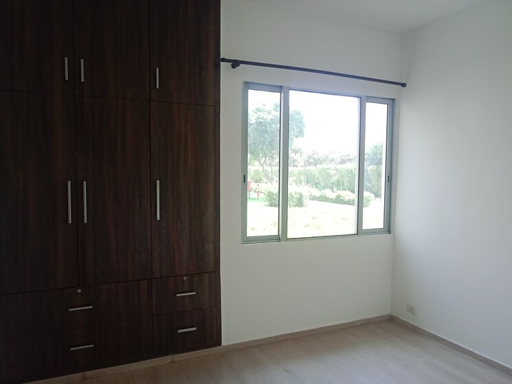 Room, ireo-uptown 2 Bedroom 1225 Sq.Ft. Apartment In Sector 66 Gurgaon 8784049