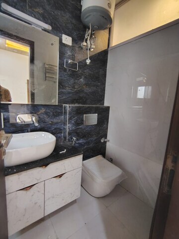 Master Bedroom in 3 BHK Builder Floor at Malviya Nagar – for Rent