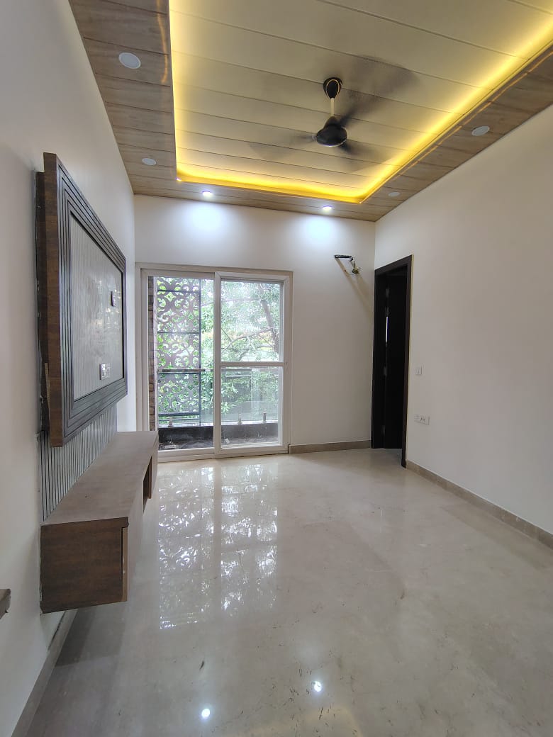 3 BHK + Extra Room Builder Floor For Rent in Luxury Builder Floor 