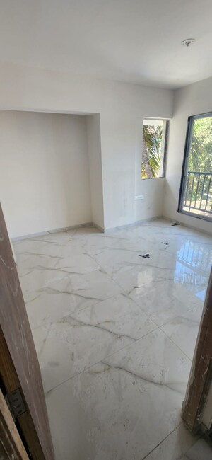 Room in 2 BHK Apartment at Joshi Amar Vaishali CHS, Naupada – for Sale