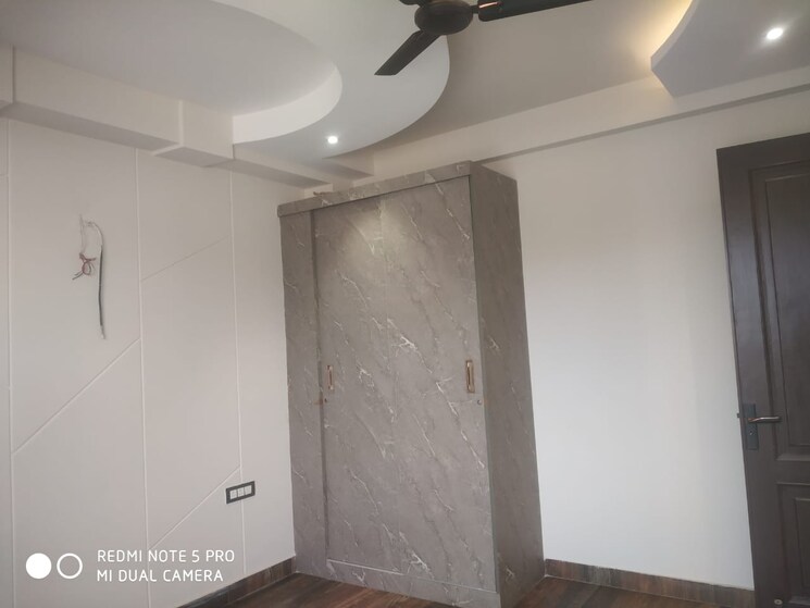 Room, sector 57 3 Bedroom 180 Sq.Yd. Builder Floor In Sector 57 Gurgaon 8784057