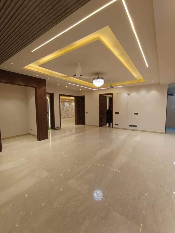 Room, saket 3 Bedroom 1500 Sq.Ft. Builder Floor In Saket Delhi 8784077