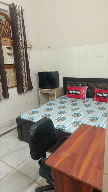 3 BHK Builder Floor For Rent in Rajouri Garden