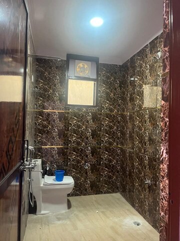 Bathroom in 1 BHK Builder Floor at Saket – for Rent