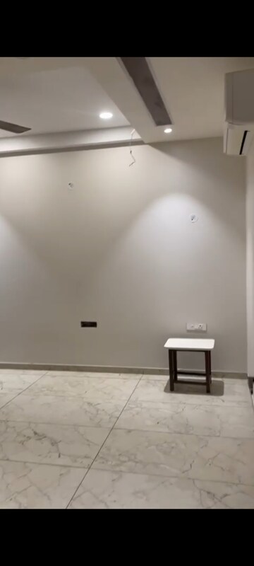 Room in 3 BHK Builder Floor at Fidato Honour Homes, Sector 89 – for Sale