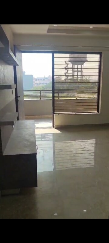 Room in 3 BHK Builder Floor at Fidato Honour Homes, Sector 89 – for Sale