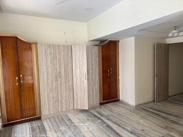 Bedroom in 2 BHK Apartment at Saraswati CHS Vile Parle West, Vile Parle West – for Rent