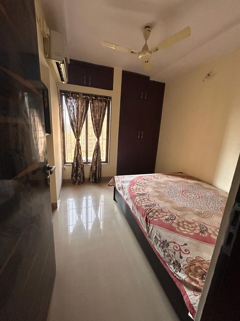 2 BHK Apartment For Rent in Madhav Palacia