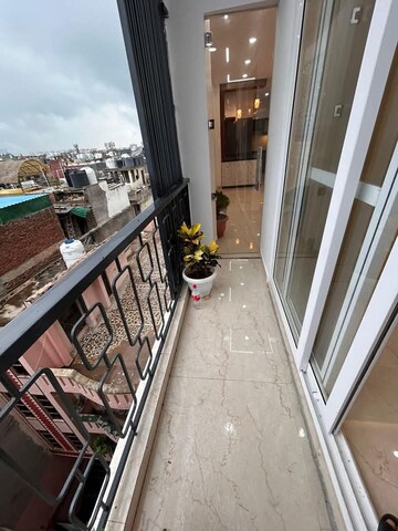 Balcony in 3 BHK Builder Floor at Saket – for Rent