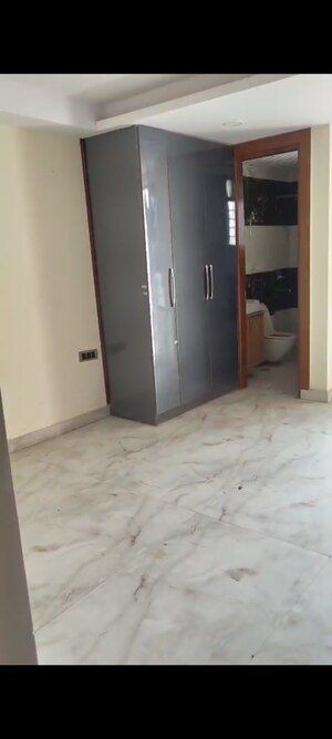 Room in 3 BHK Builder Floor at Fidato Honour Homes, Sector 89 – for Sale